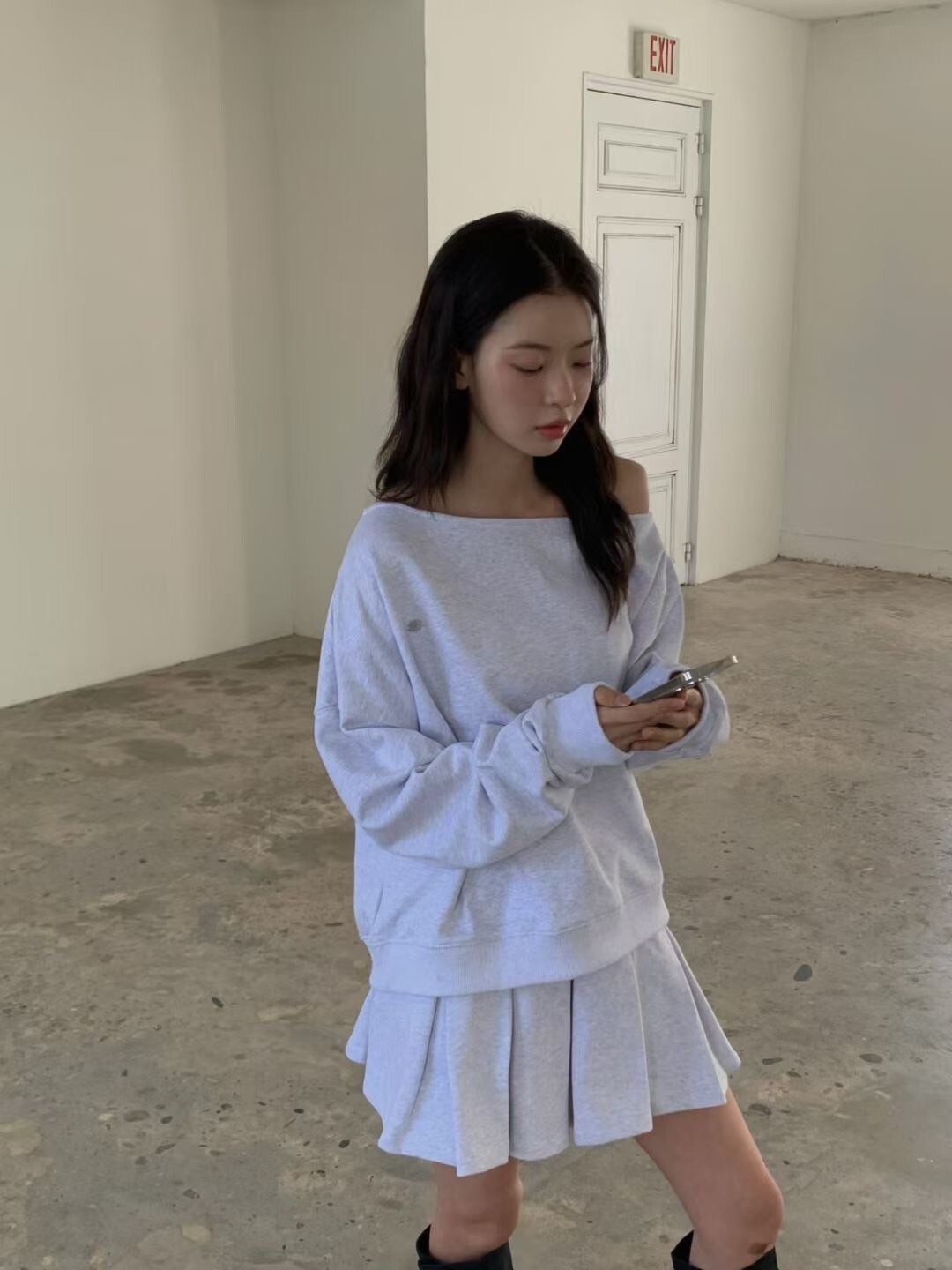 可愛女子露肩衛衣大學TEE+百摺短褲裙SET / 2色