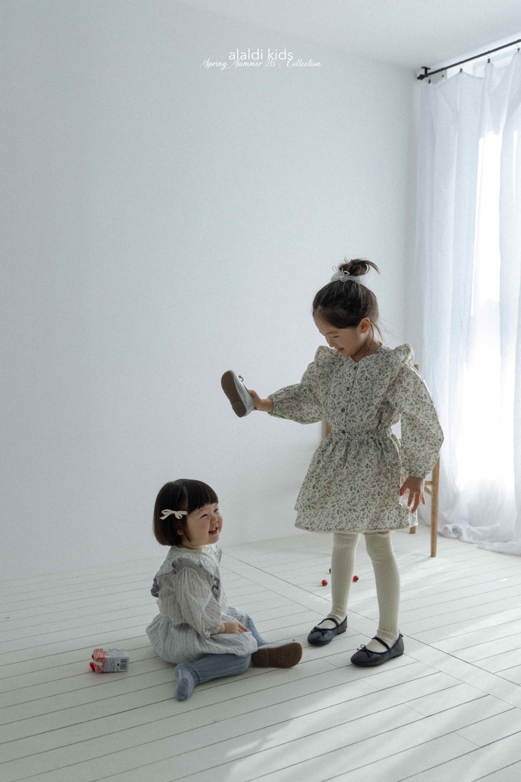 正韓春Aladin 兩色鄉村氛圍碎花裙