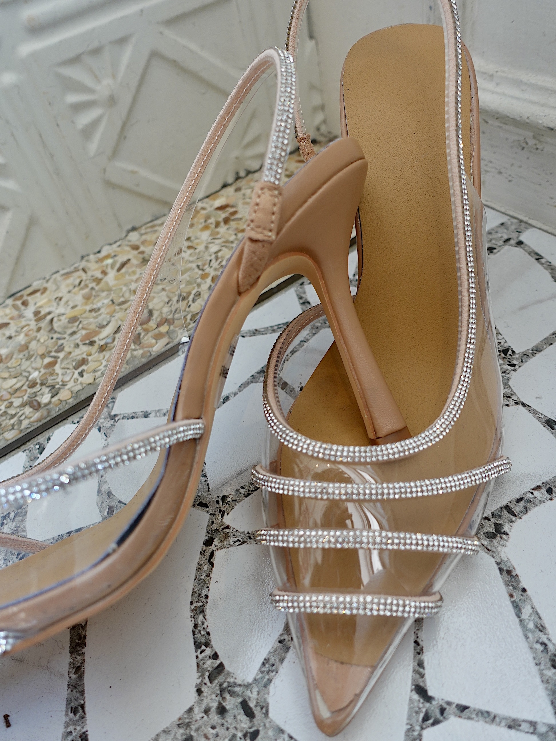 Nude裸色水鑽飾帶高跟鞋