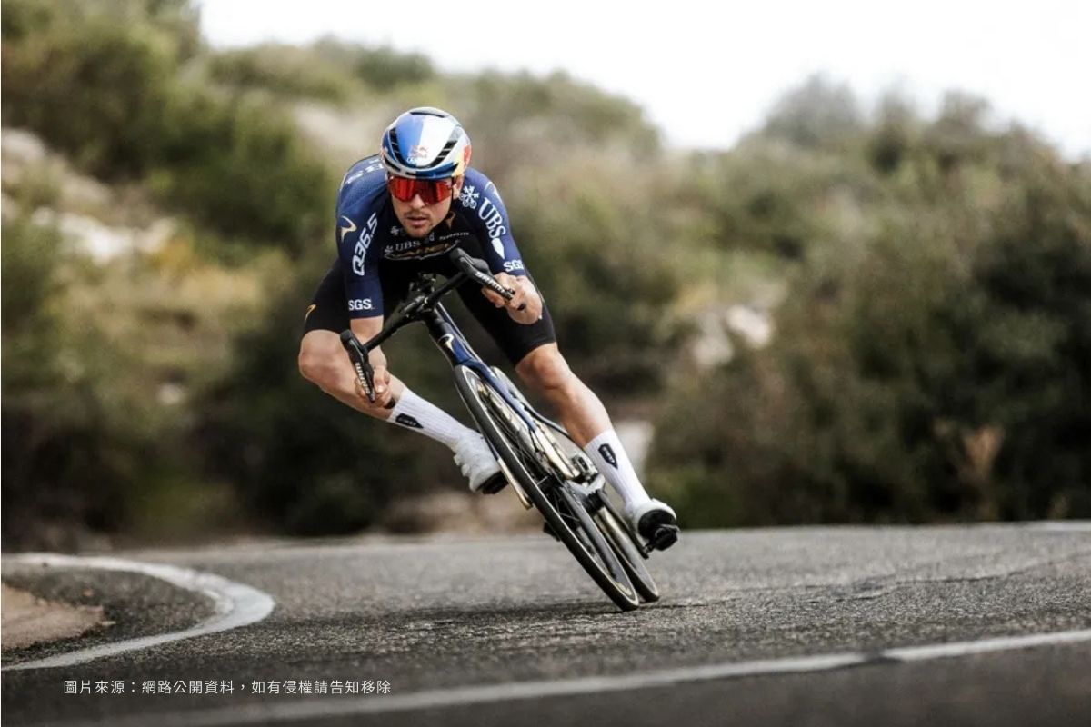 Tom Pidcock 以 Pinarello–Q36.5 車隊身分重返環法 2026，象徵頂尖車手與車隊制度位置交會的關鍵時刻