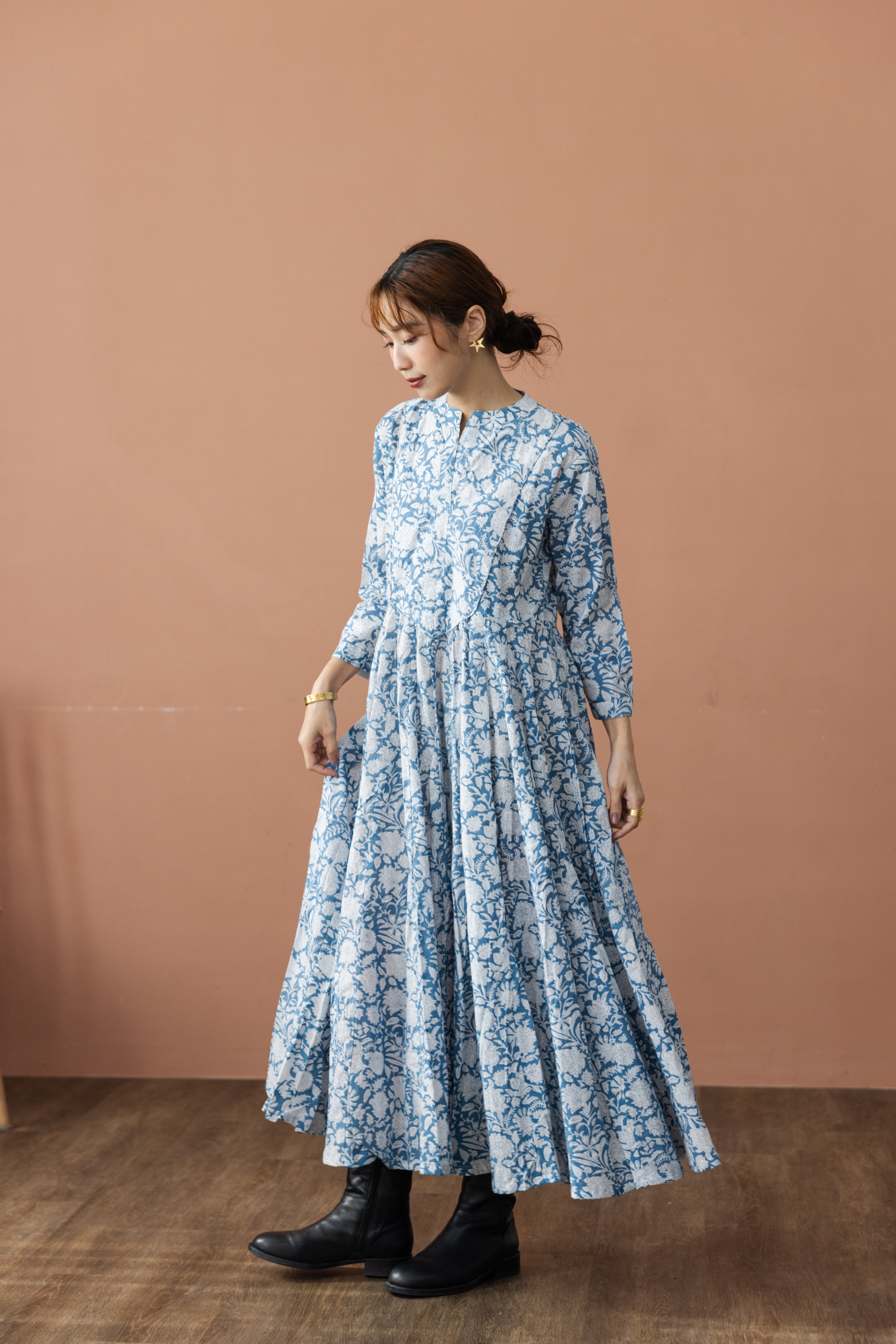 長袖車線中山領洋裝_藍花