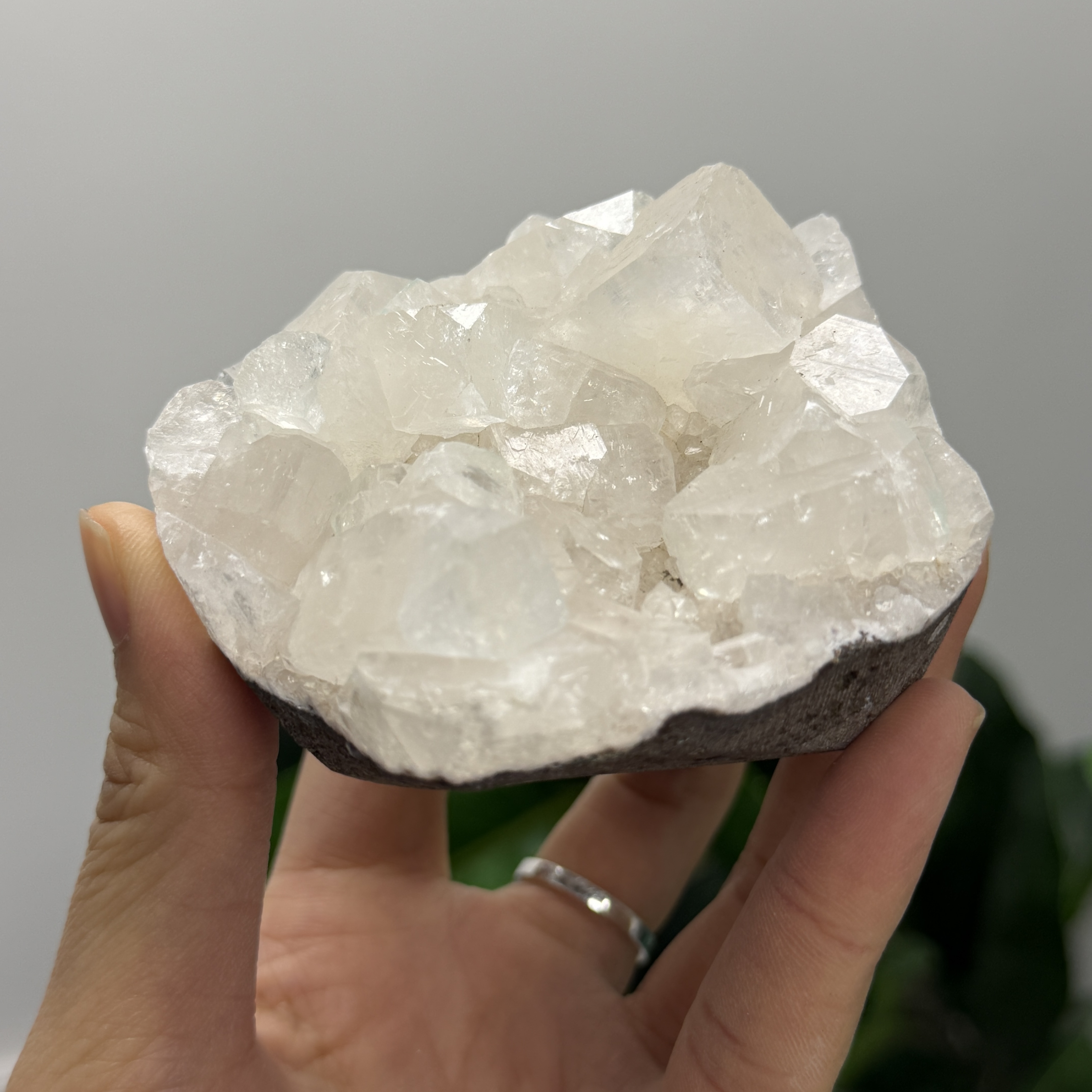 魚眼石 318g AP1541