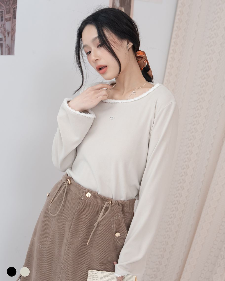 貝殼牌喇叭袖毛邊上衣