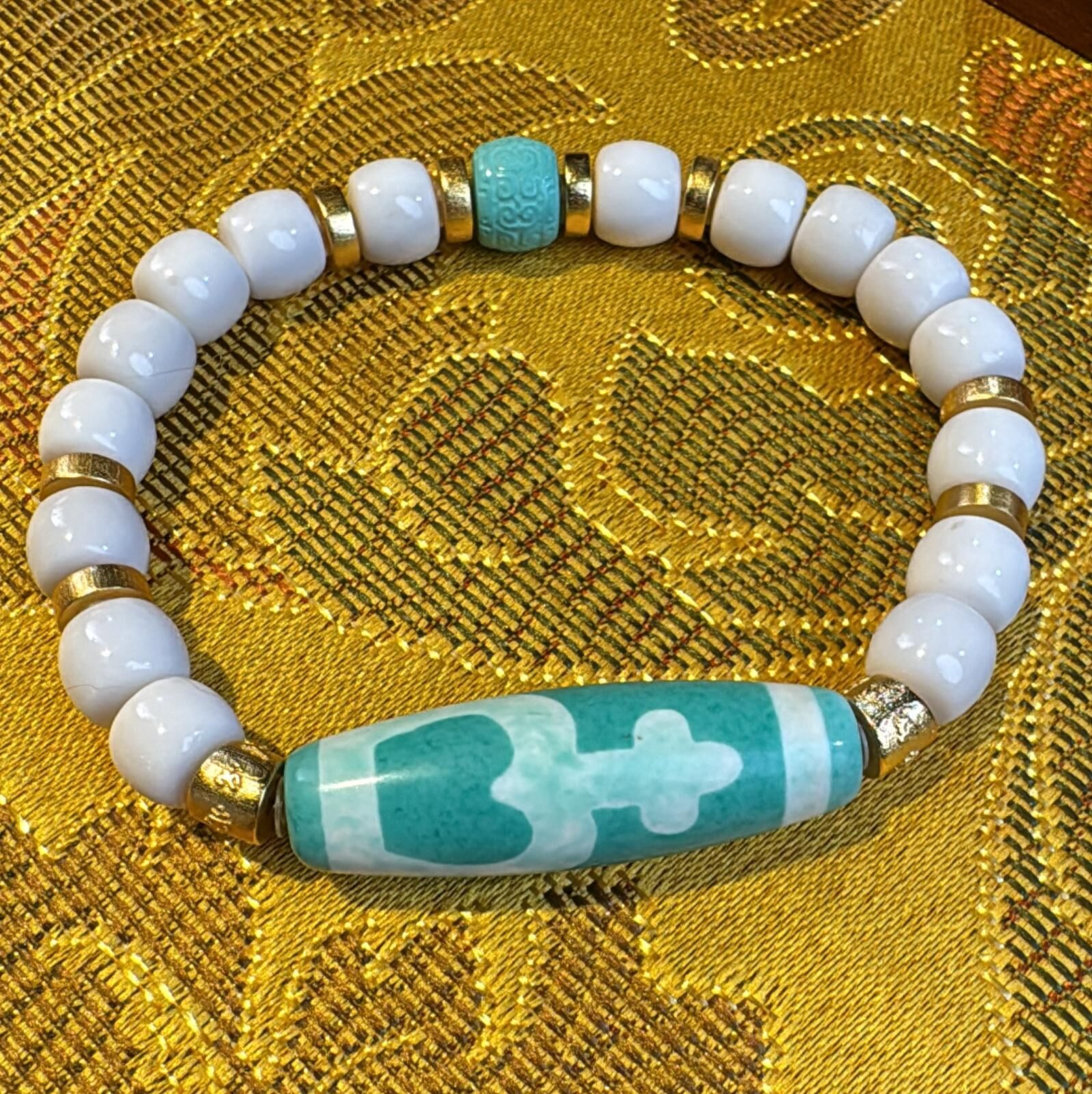 OTH-LLG0202-098 伏藏青稞寶瓶手串 (A98)