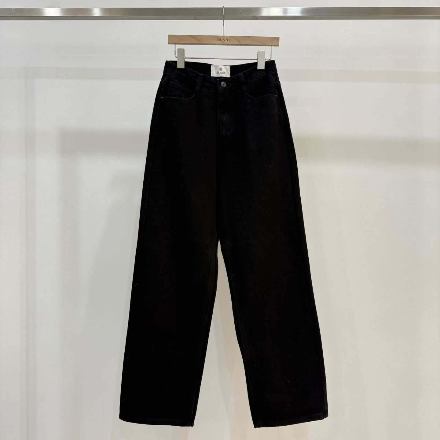 MB5505 牛仔直筒褲 *特價* (優惠碼同充值購物金不適用)