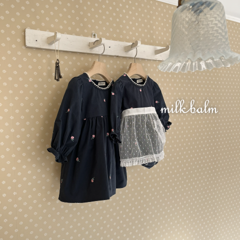 正韓春milkbalm 小童小玫瑰洋裝
