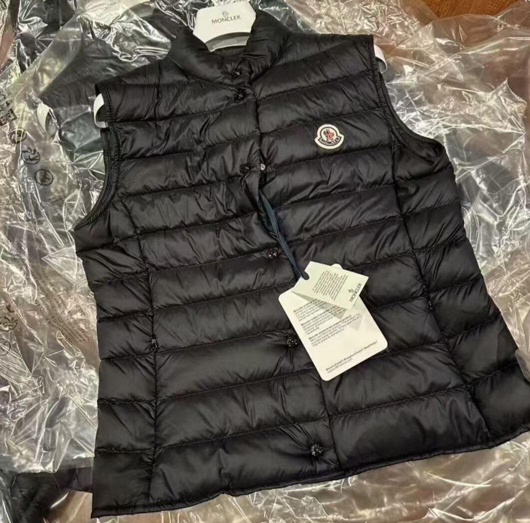 Outlet Moncler Jacket