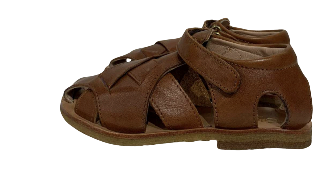 （預購）EUREKA 真皮交叉編織涼鞋