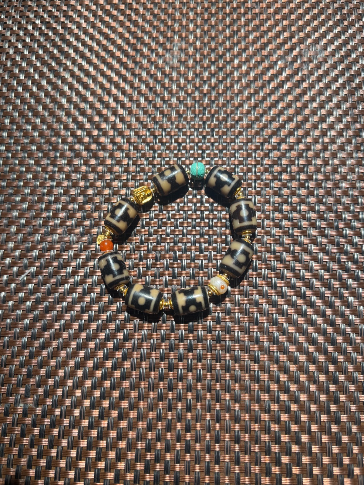 OTH-LLG0202-111 坦誠三眼手串 (A111)