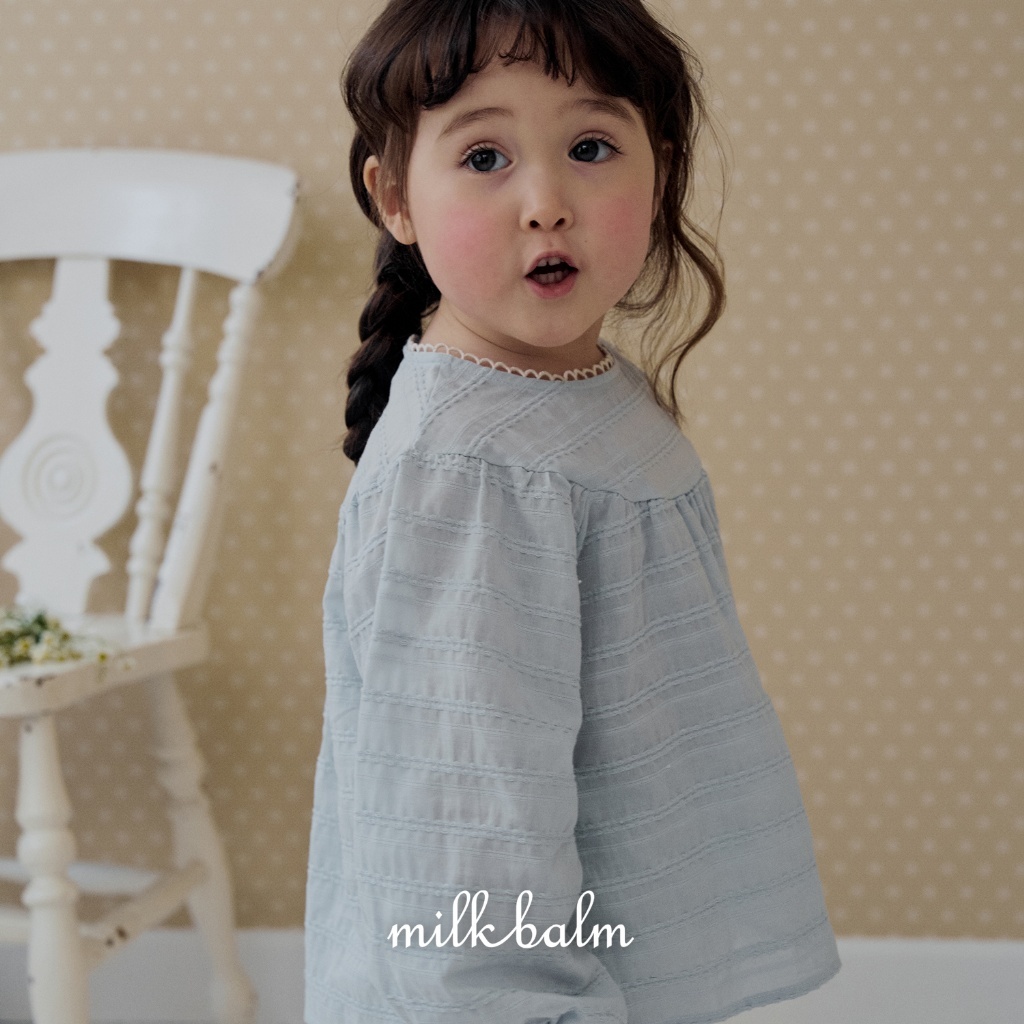 正韓春milkbalm 唯美氣質橫條上衣
