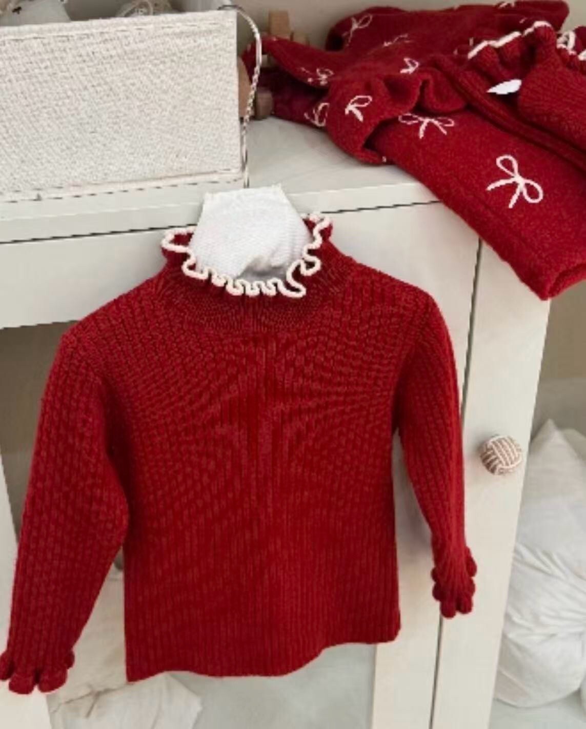 滾邊花瓣針織衣