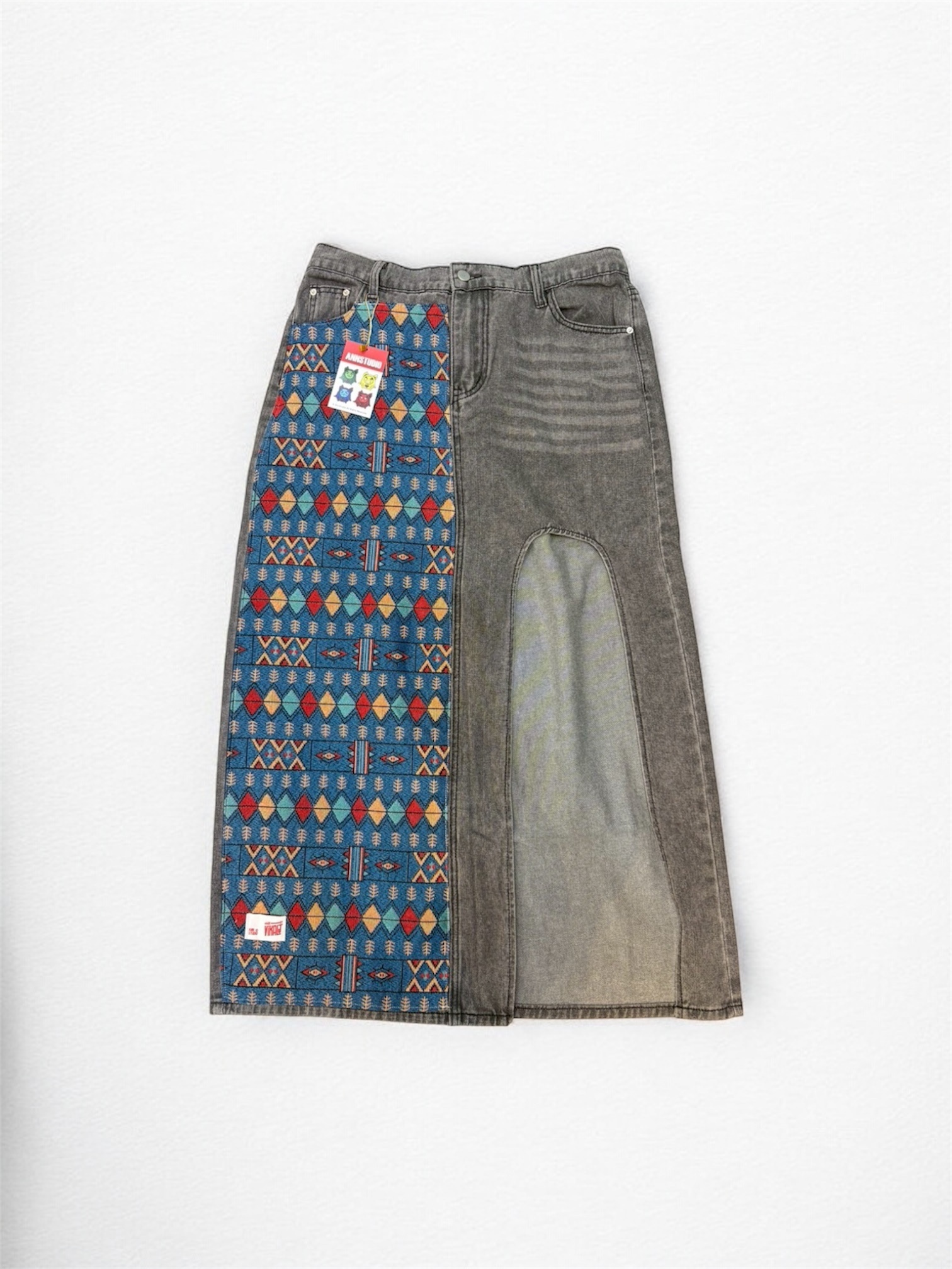 Annstudio / 手作客制款 / 倒U挖空圖騰長裙（尺寸2XL）