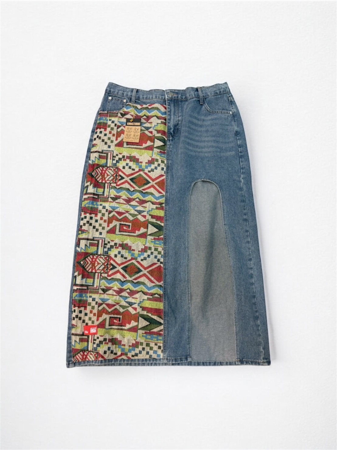 Annstudio / 手作客制款 / 倒U挖空圖騰長裙（尺寸3XL）