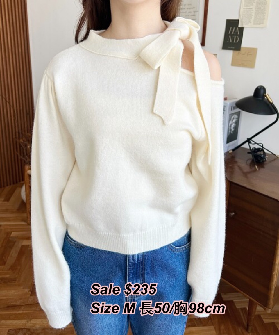 260204 日系女裝moments 露肩蝴蝶結冷衫/2  色