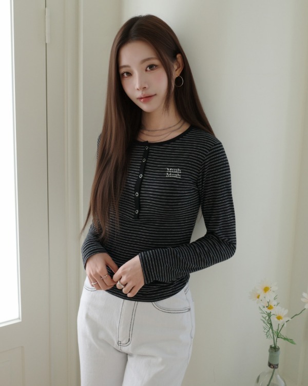 預訂｜MUAHMUAH HENLEY NECK STRIPE STITCH T-SHIRT