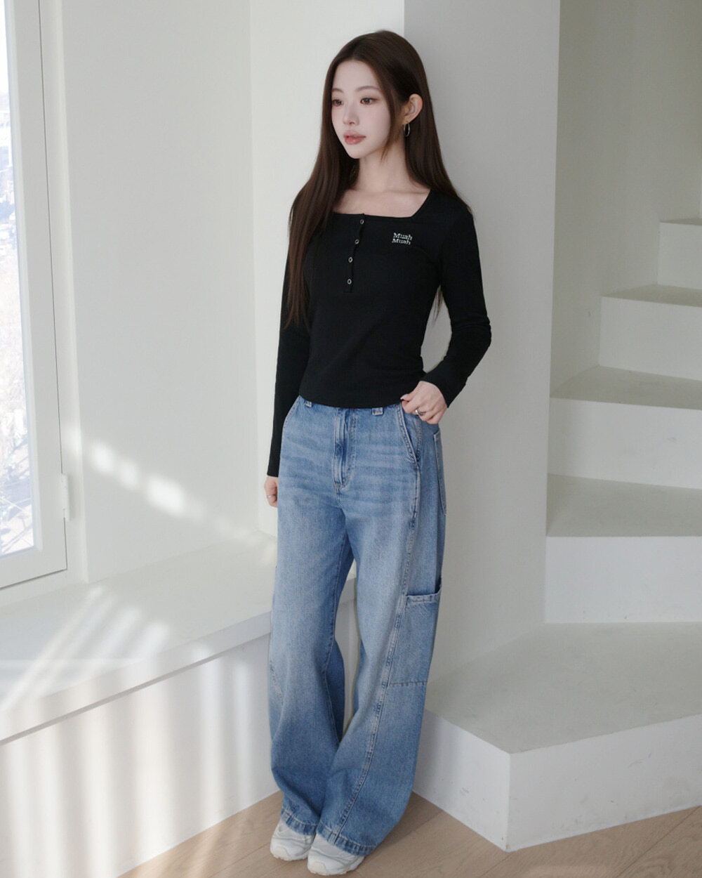 預訂｜MUAHMUAH SQUARE HENLEY NECK STITCH T-SHIRT