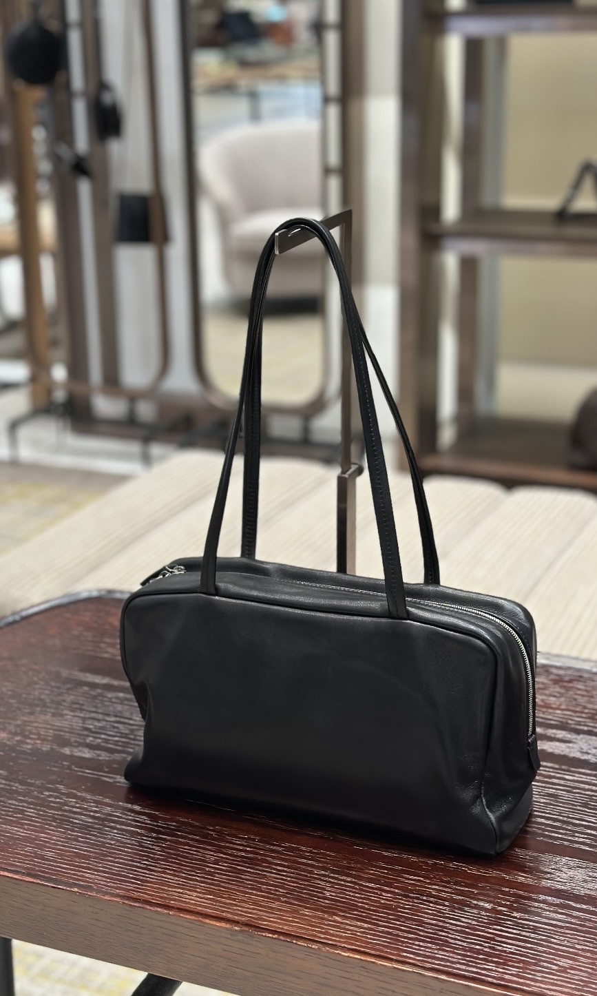 The Row Astra 保齡球包