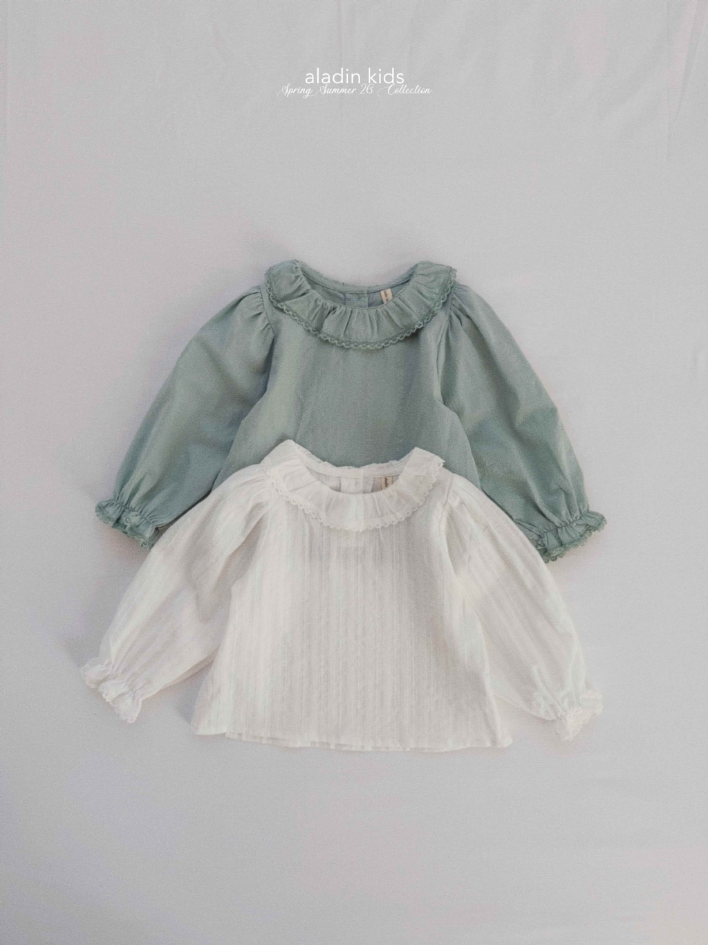 正韓春Aladin 兩色點綴浪漫上衣