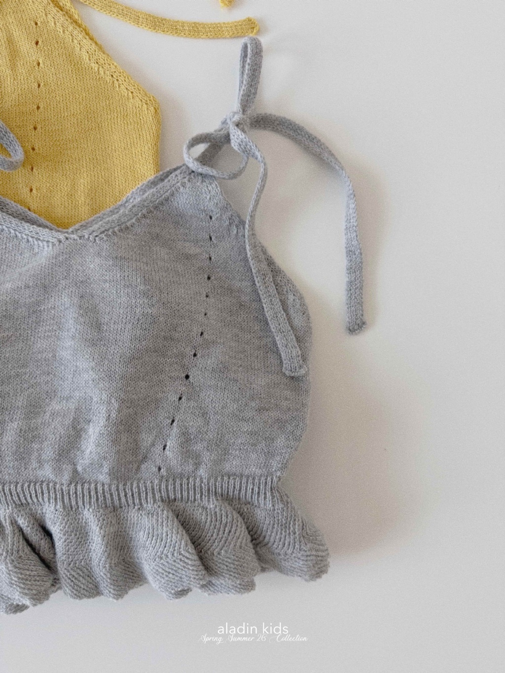 正韓春Aladin 兩色雙層花邊背心