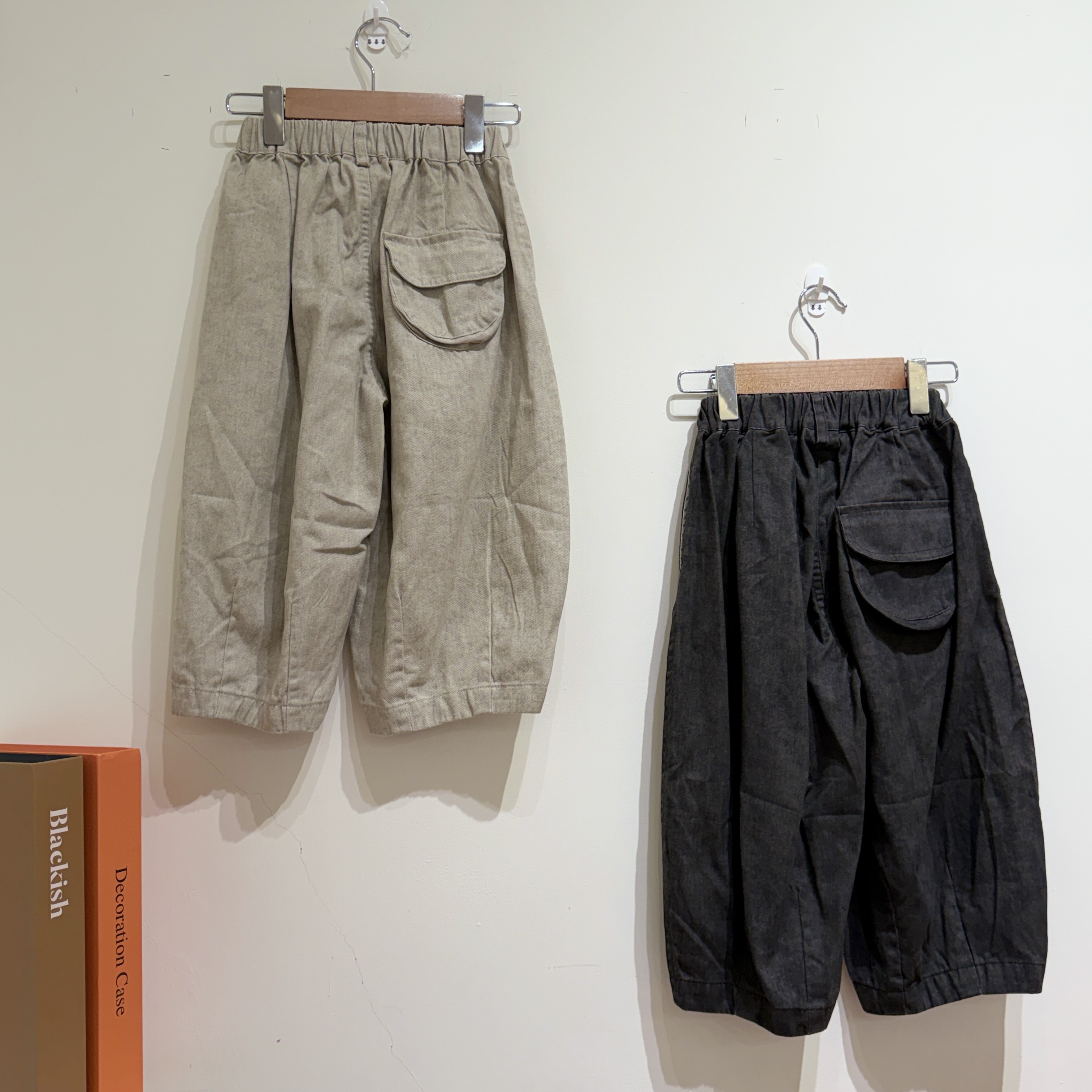 26春 寬版彎刀褲 (兩色)