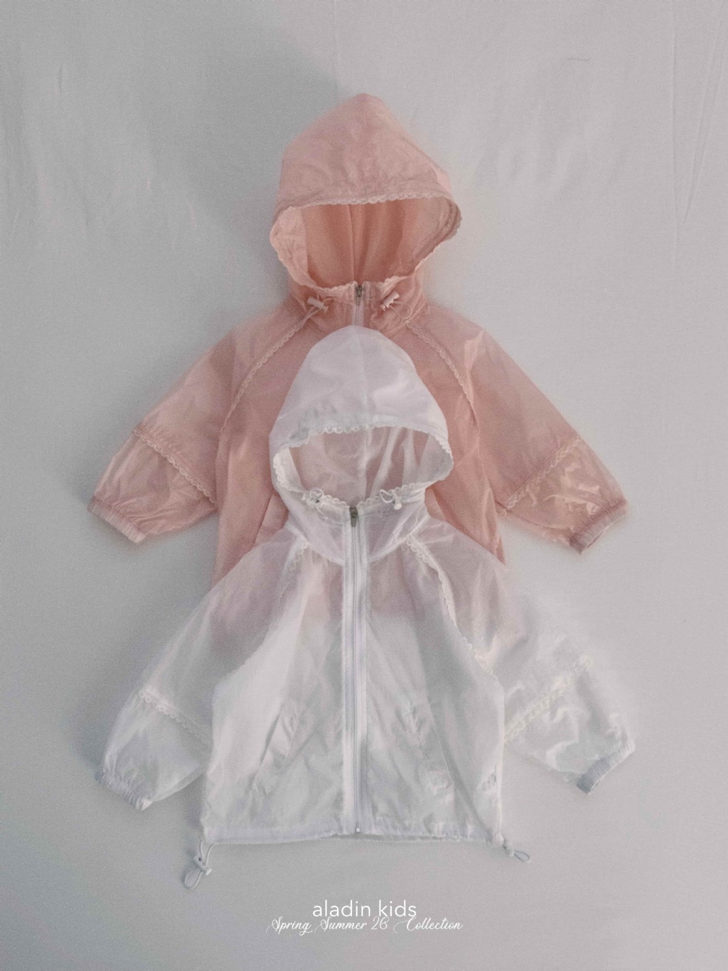 正韓春Aladin 兩色甜美蕾絲連帽外套