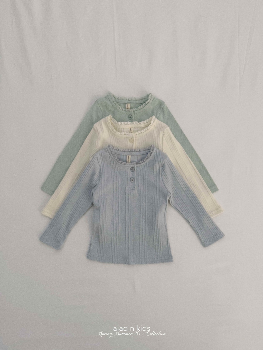 正韓春Aladin 三色莫藍迪色上衣