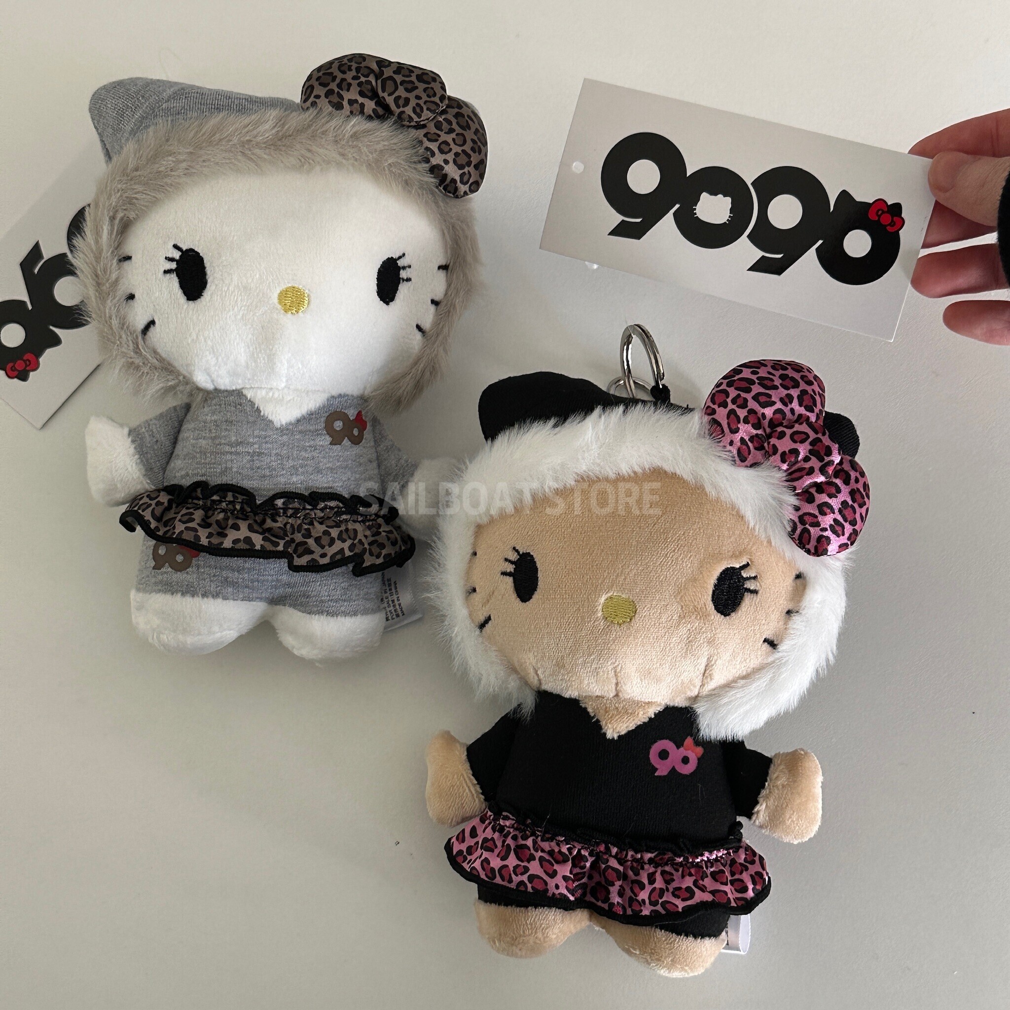 #現貨 🇯🇵日本 9090 girl × HELLO KITTY Gal Kitty 凱蒂貓 鑰匙圈
