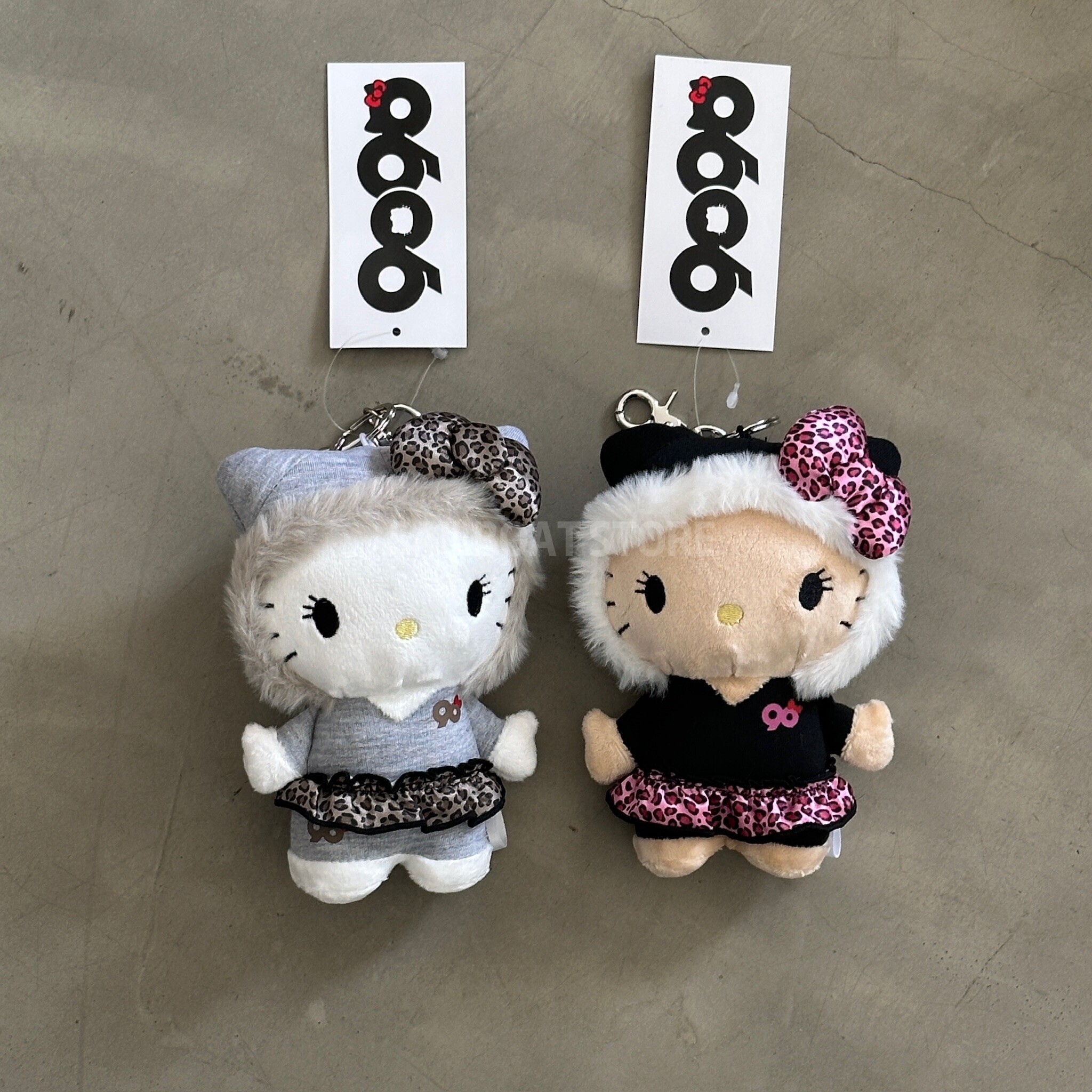 預購🇯🇵日本9090 girl × HELLO KITTY Gal Kitty 凱蒂貓鑰匙圈