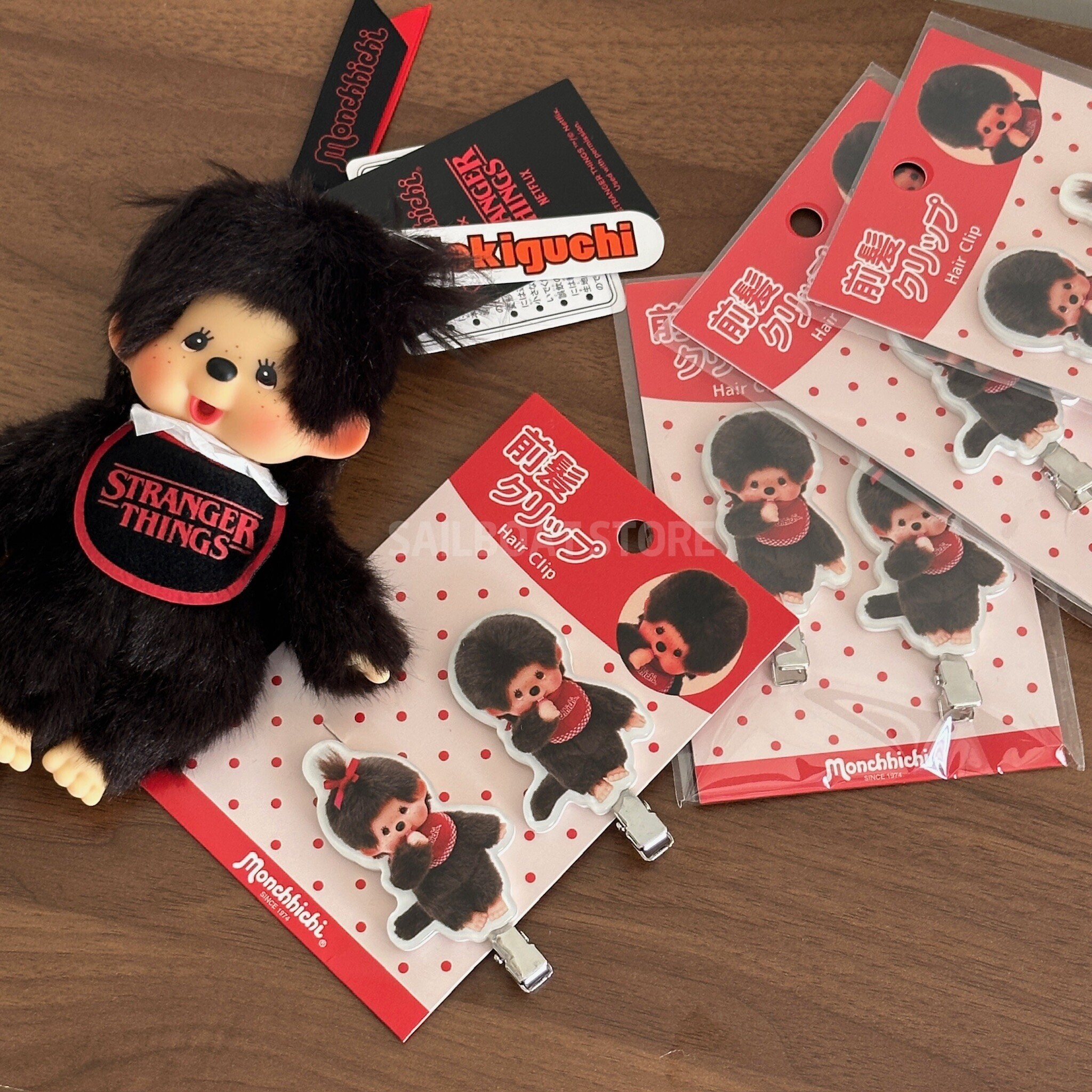 #預購 🇯🇵日本 趙雨凡同款 蒙奇奇 壓克力造型瀏海夾 兩入組 髮夾