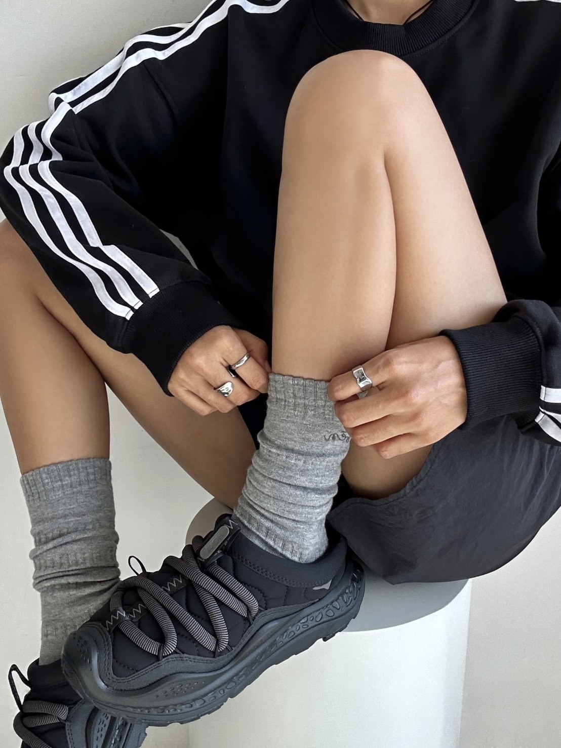 HOKA ONE ONE ORA PRIMO 烏龍麵 毛毛蟲 恢復鞋 黑