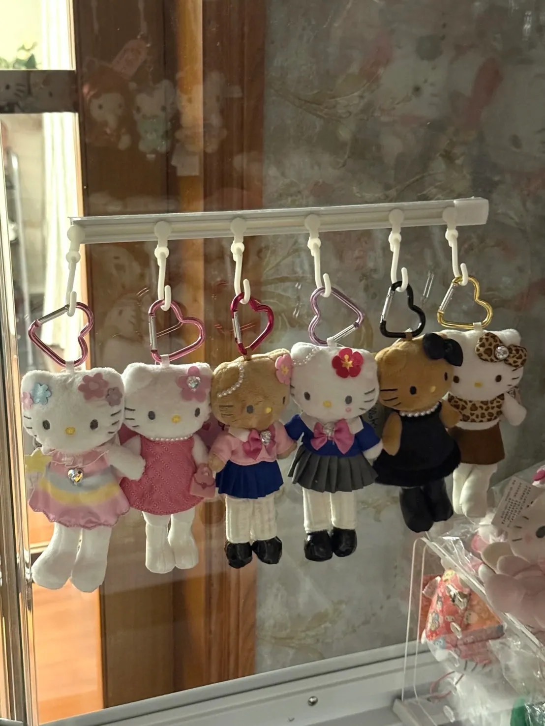 <限時開團⚡️> 🇯🇵日本限定 三麗鷗 長腿 Hello Kitty吊飾（共4款）