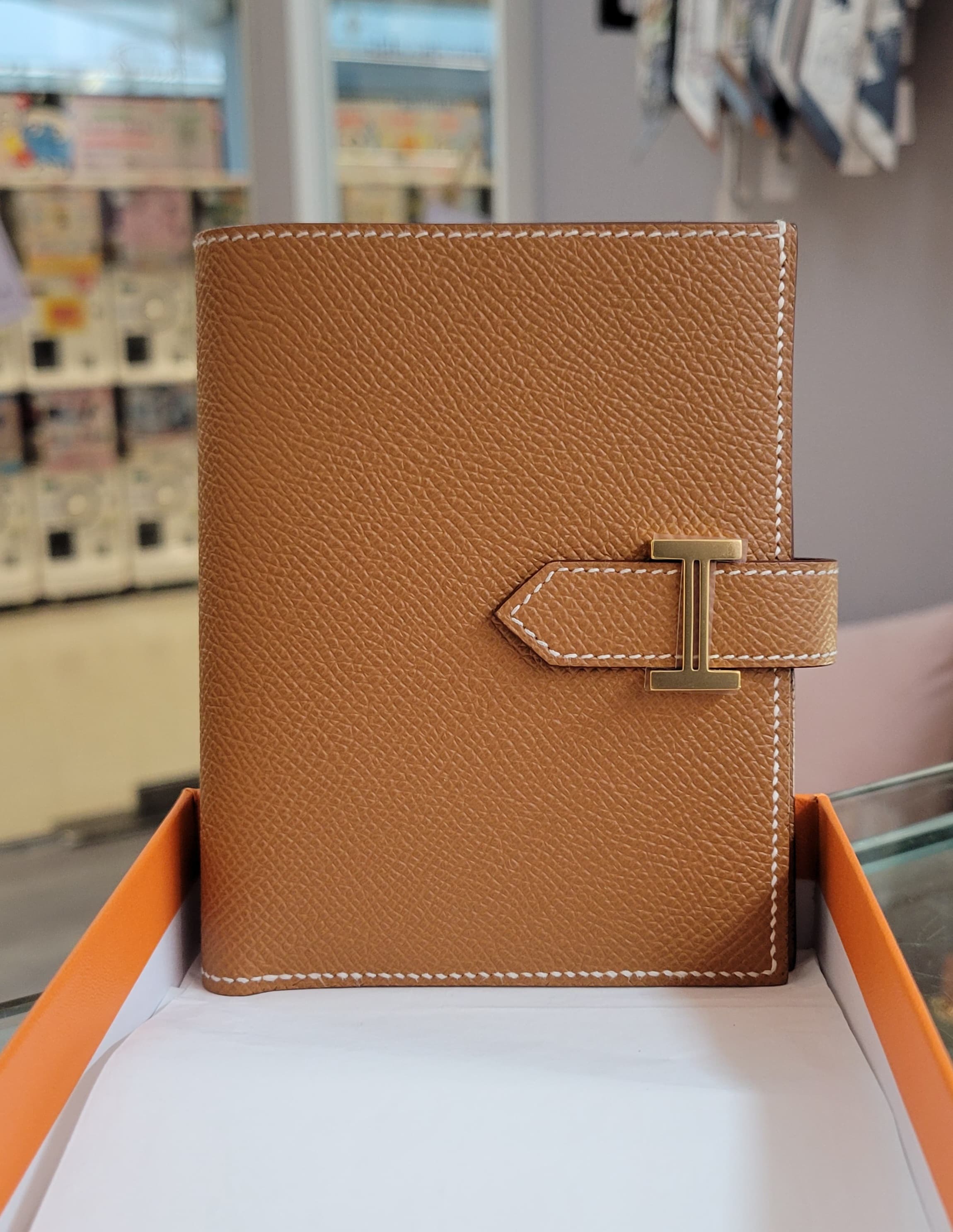 UNUSED HERMES Bearn compact wallet GOLD CC EPSOM 金金