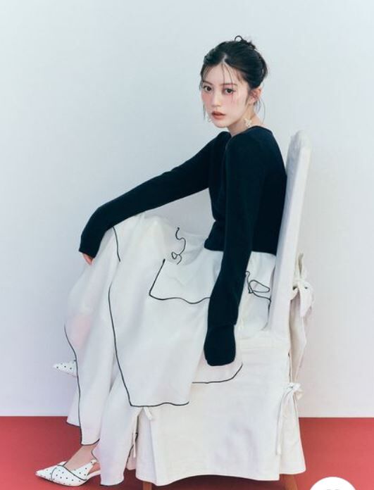 [預購] SNIDEL 透膚不規則下擺針織拼接洋裝