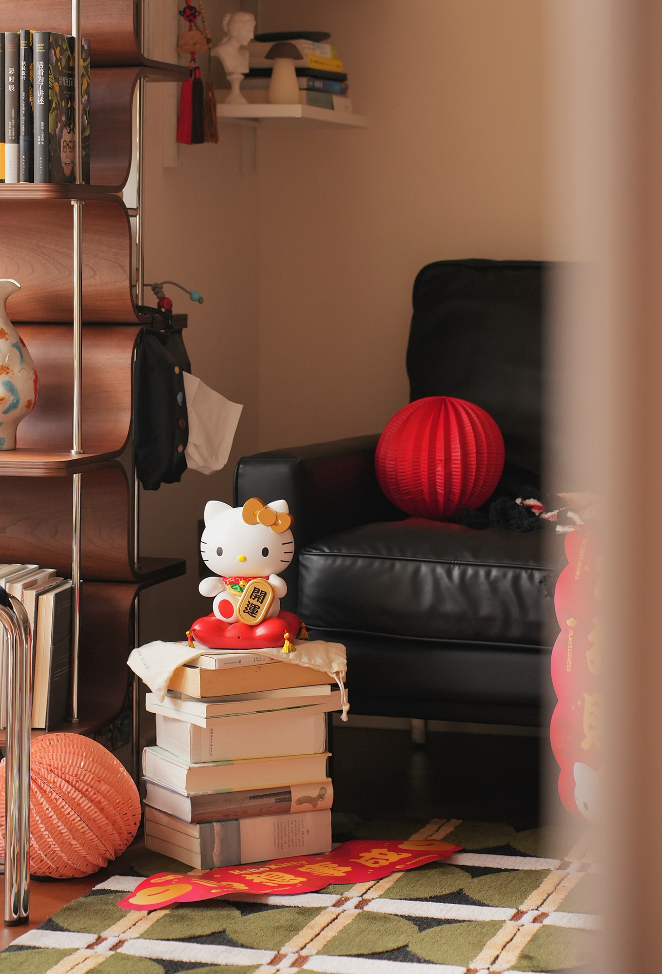 【 預購 】Hello Kitty 電動招財貓小夜燈 會招手唷!