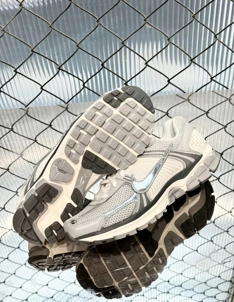 KTQ STORE ‧ Nike Zoom Vomero 5 Metallic Silver 灰銀IM2219-121