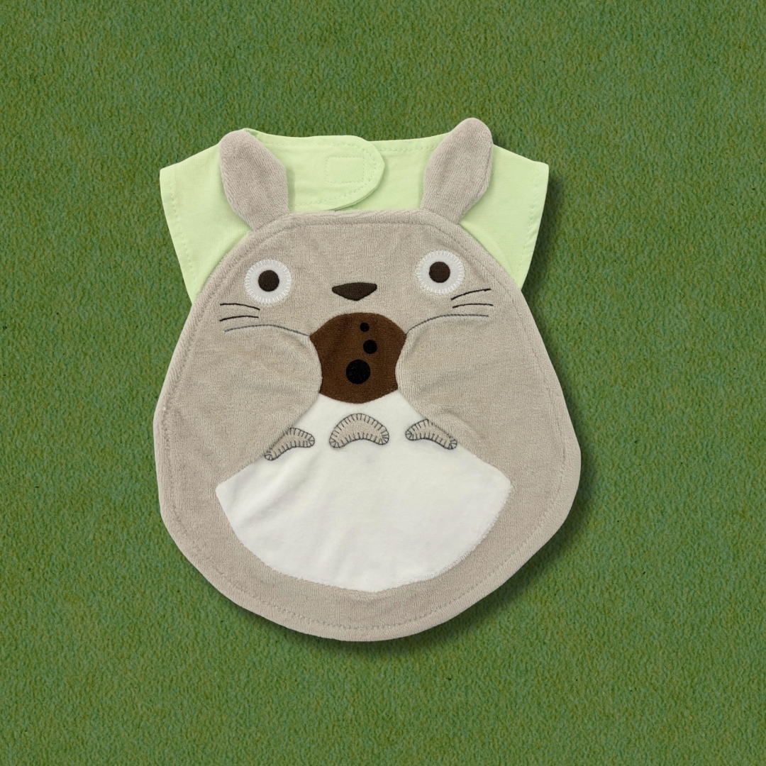 圍兜 和龍貓一起 大龍貓陶笛