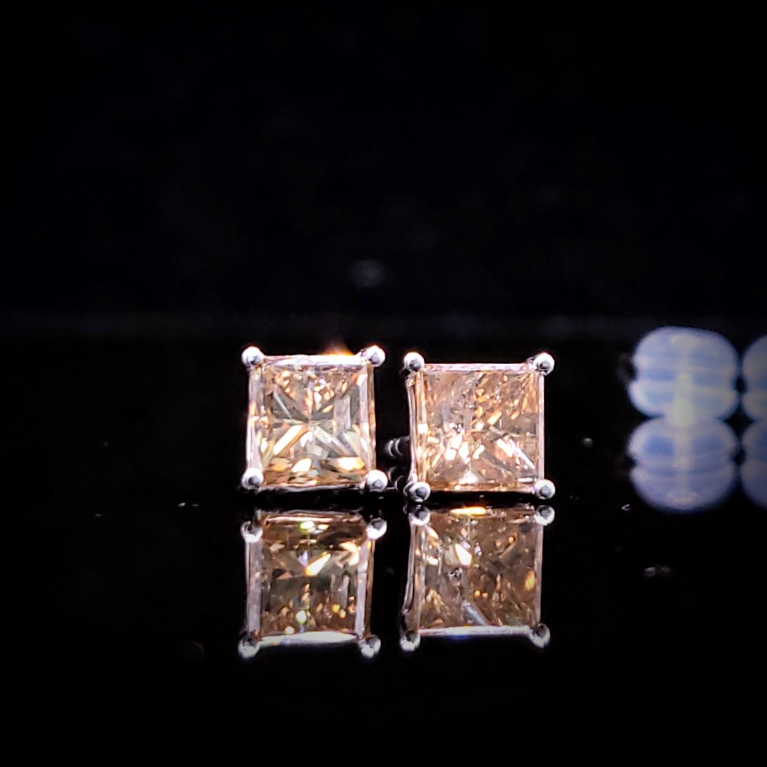 18K White Gold 1.70ct Fancy Brown Princess Cut Diamond Earrings