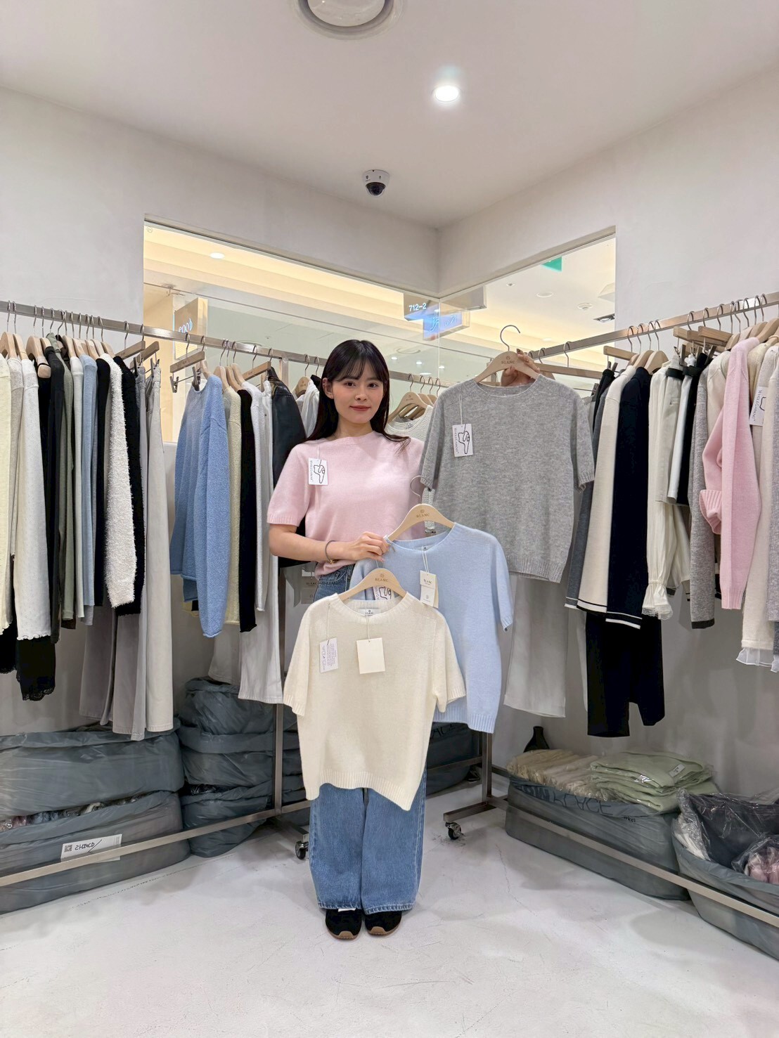 MB5513 純羊毛短袖針織衫 *特價* (優惠碼同充值購物金不適用)