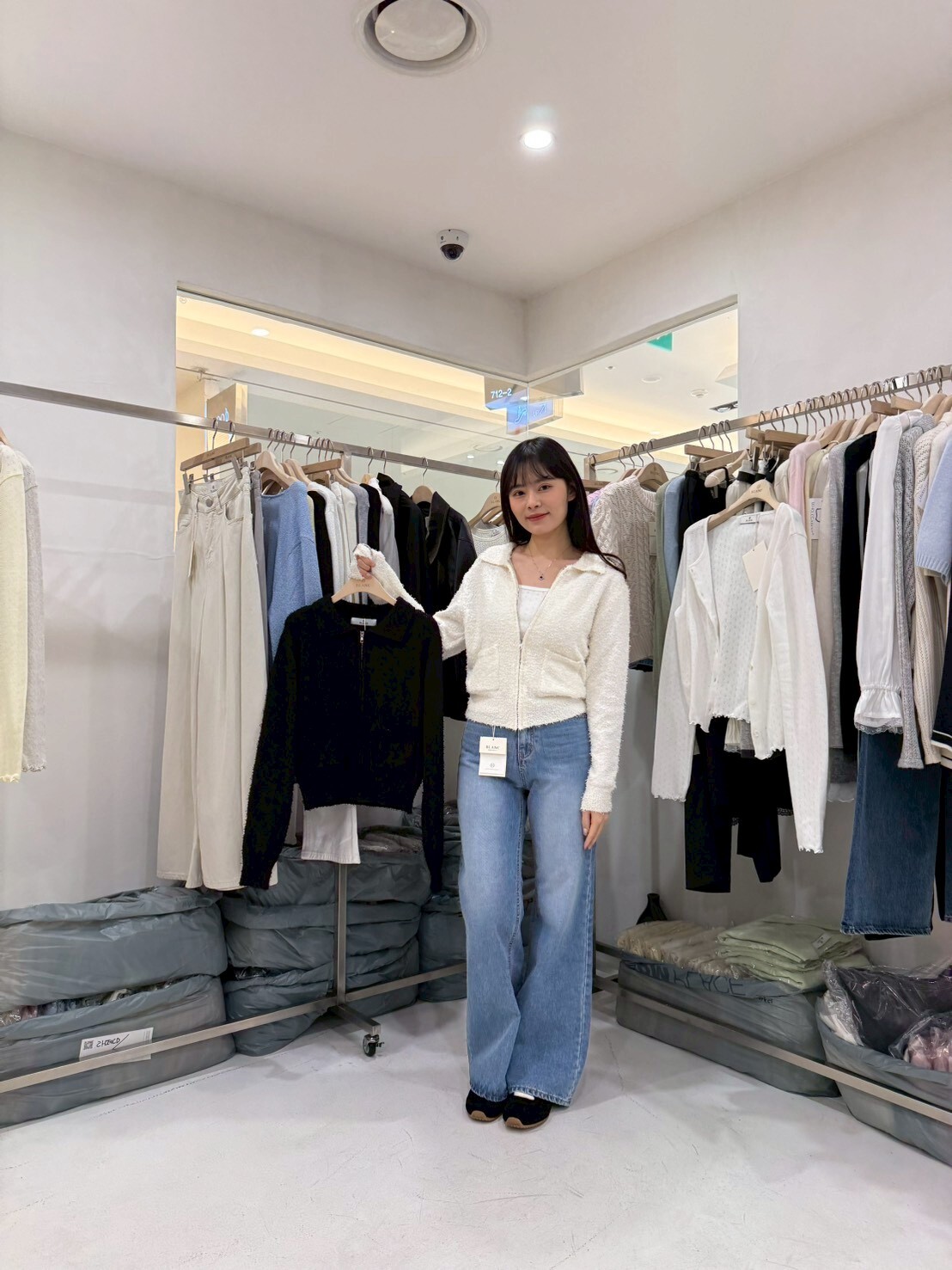 MB5533 粒粒毛拉鍊外套 *特價* (優惠碼同充值購物金不適用)