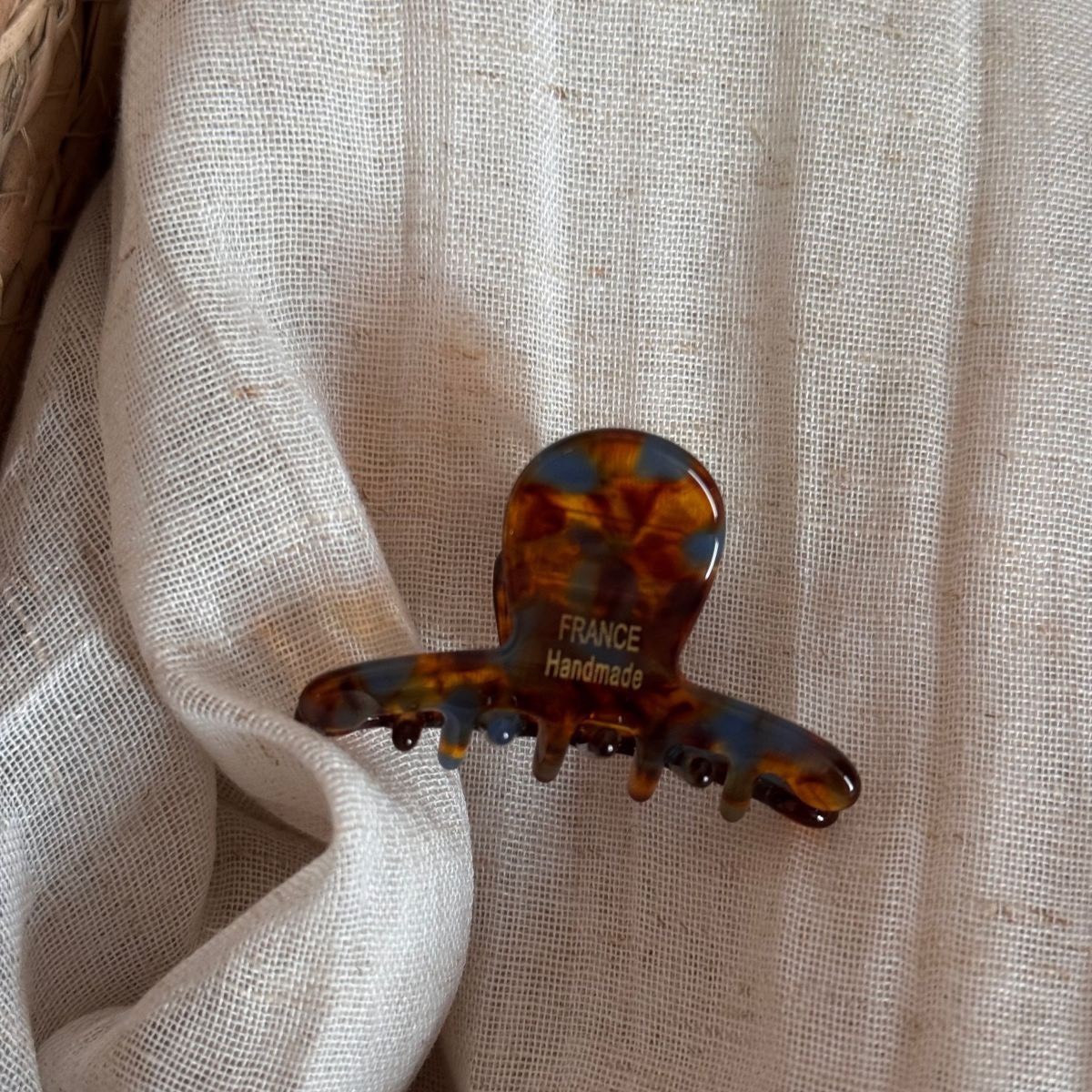 No.9228 醋酸小字母小髮夾