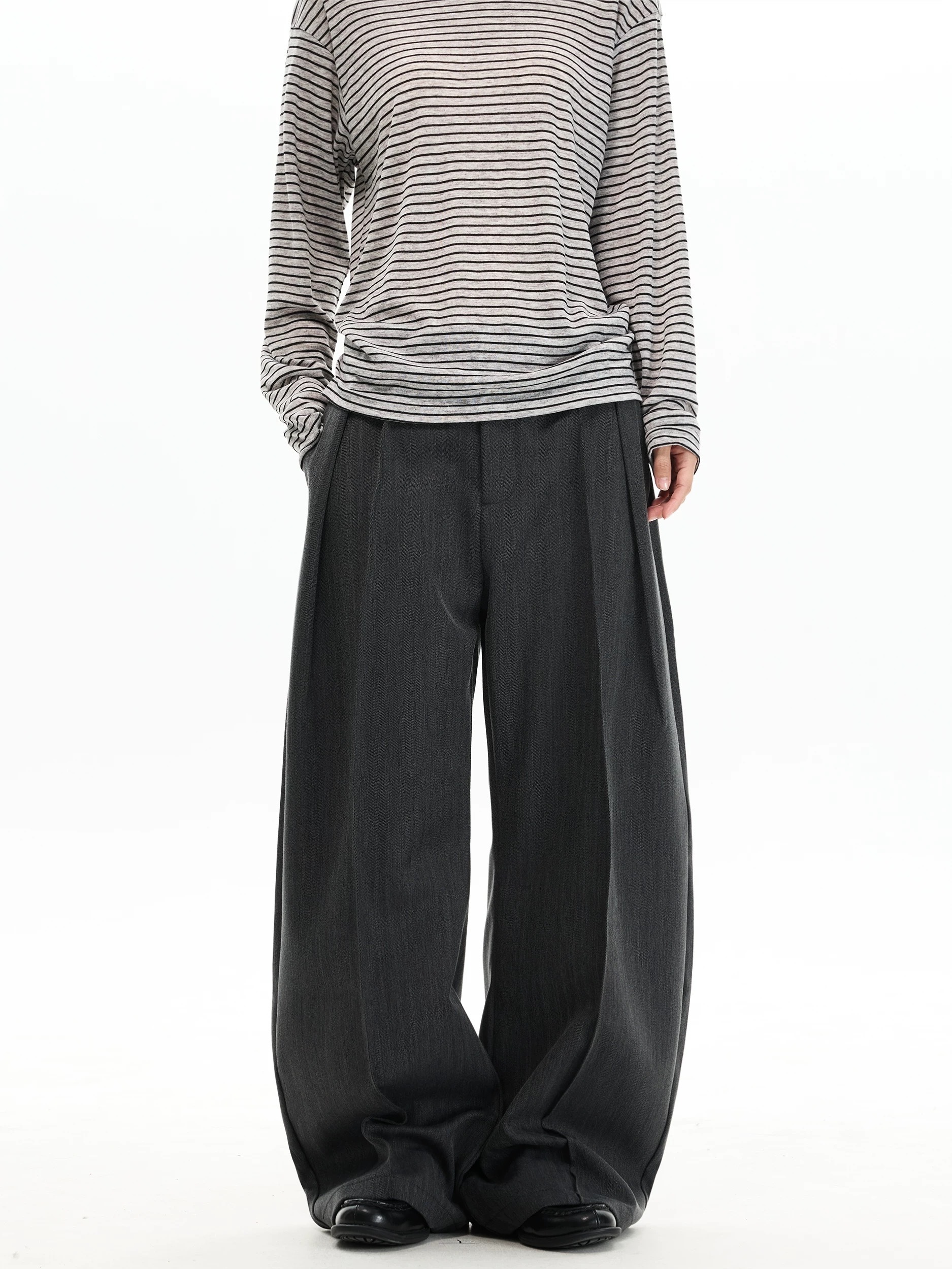 - SIMPLEACTION - 設計感竹節紋雙褶皺西裝褲