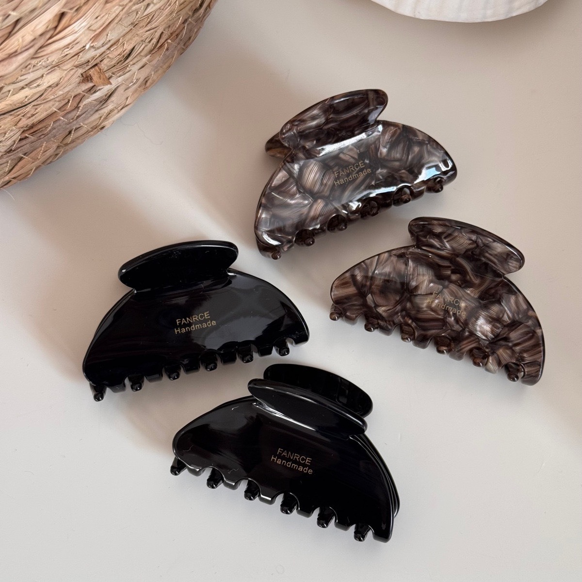 No.9230復古扇形鯊魚夾