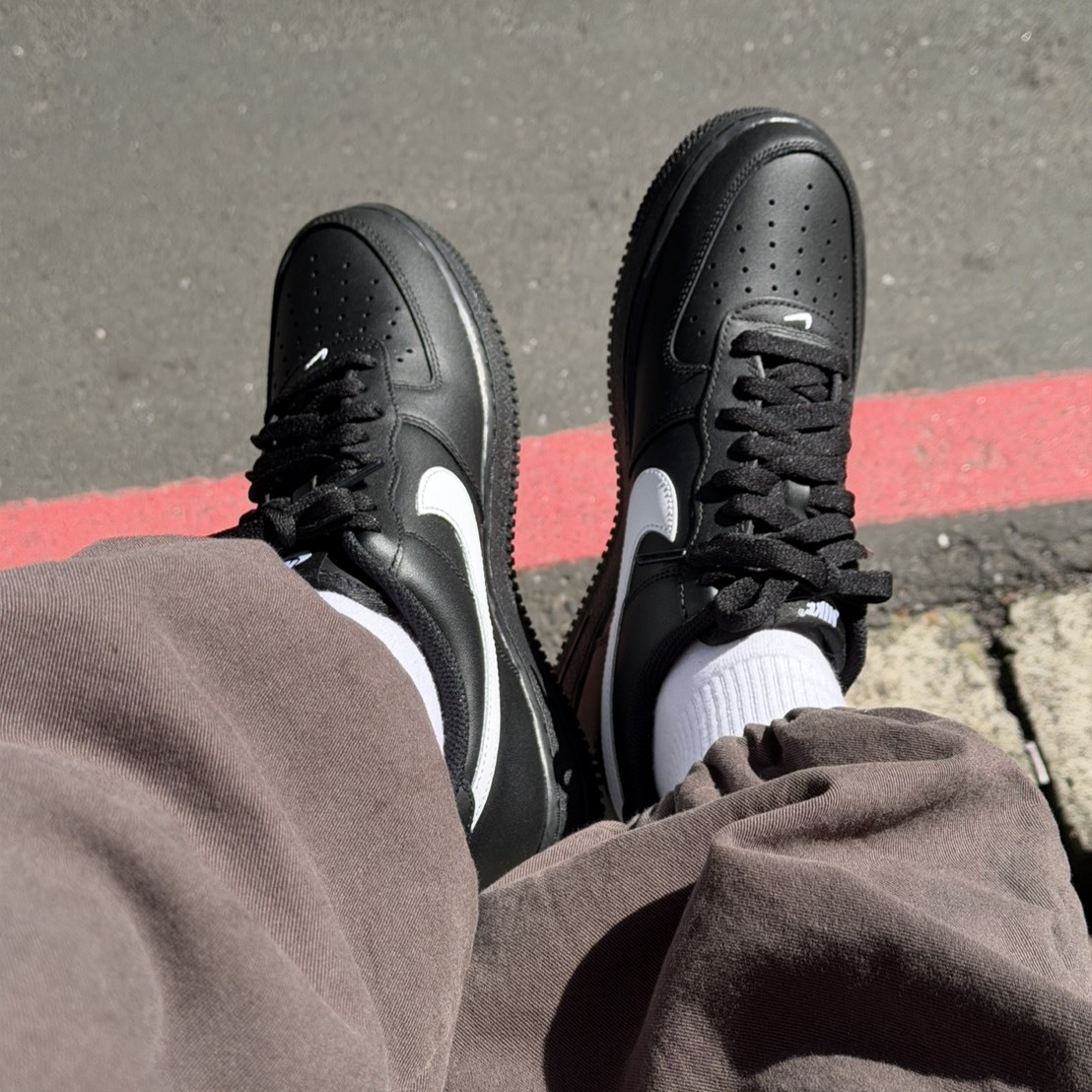 Nike Air Force 1 '07 黑底白勾 男鞋 FZ0627-010