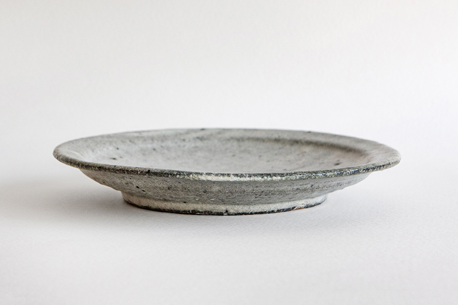 八田亨 - 白掛邊皿(L)