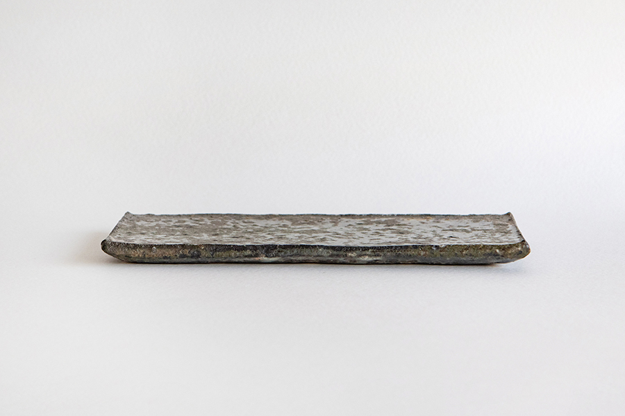 八田亨 - 白掛磚形皿 長大