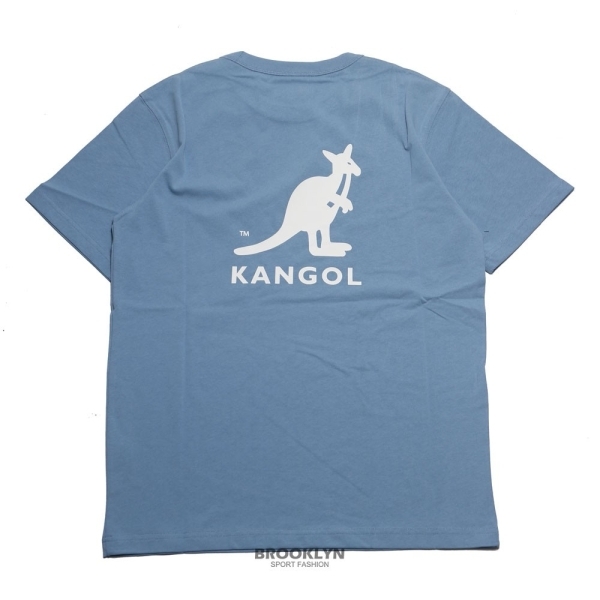 【下殺↘ $399】KANGOL 短T 時間線 背面大LOGO 淺藍色 短袖 上衣 男 6125100681