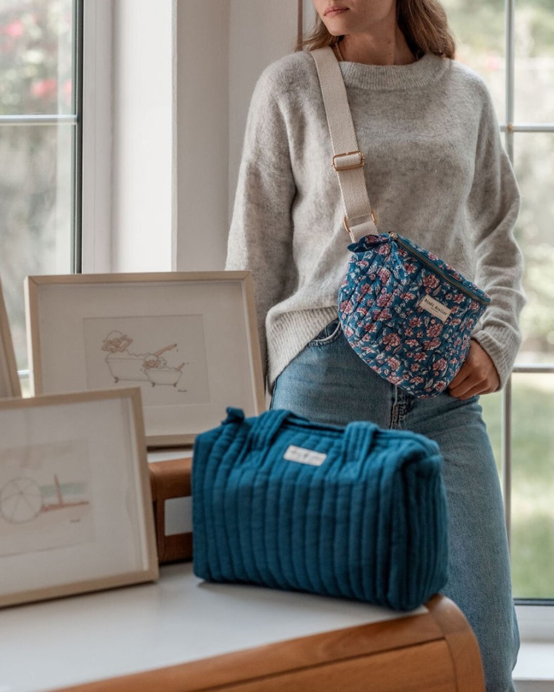 湖水藍 | 手提小包