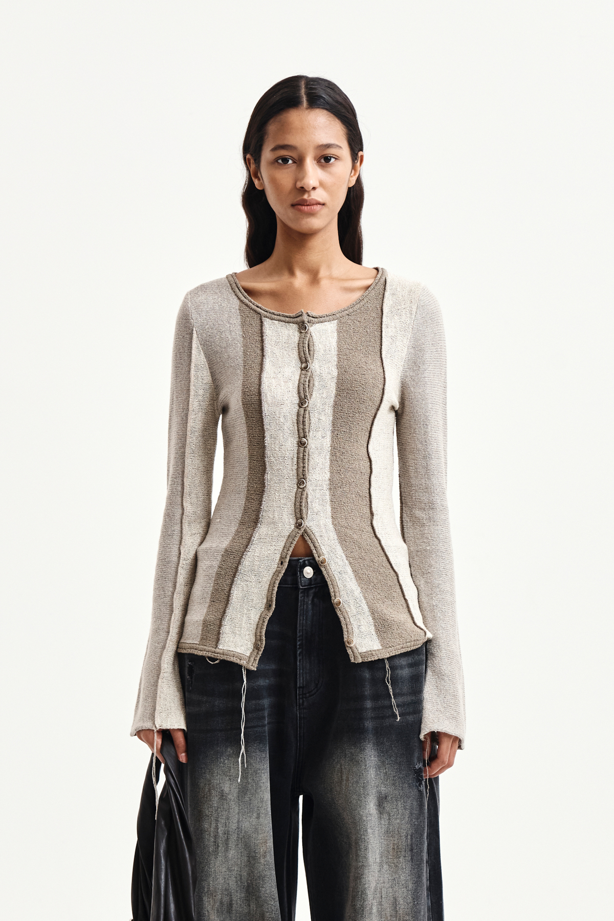 撞色拼接修身針織上衣 米色