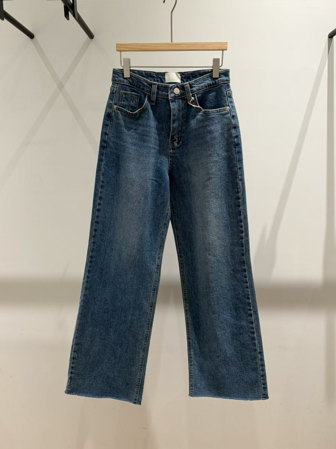 TS5510 日常無收邊牛仔直筒褲 *特價* (優惠碼同充值購物金不適用)