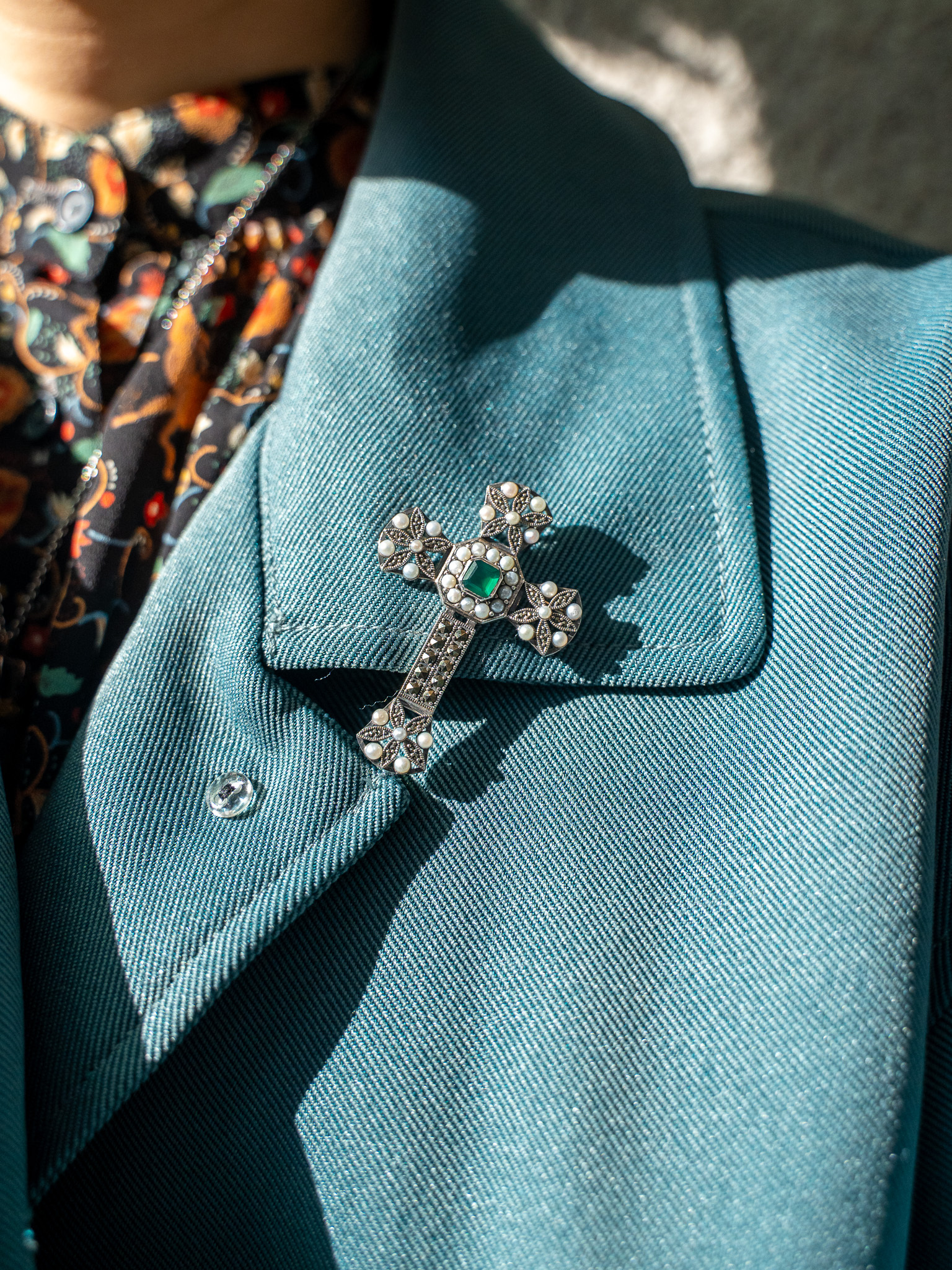 綠玉髓十字胸針（OP2179）